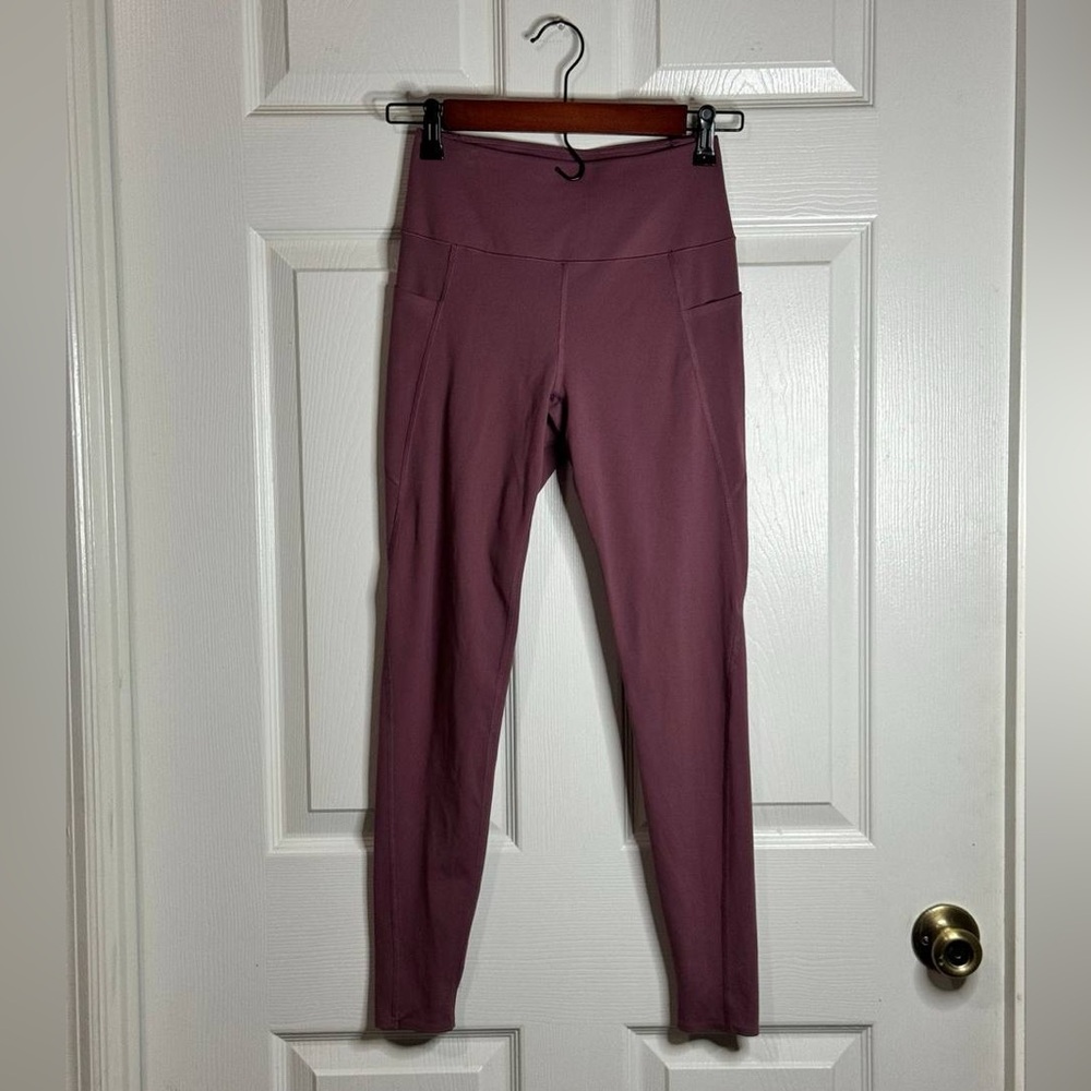 Uniqlo AIRism UV Protection Soft Pocketed Active Leggings Size XS